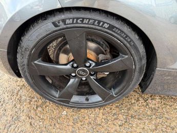 Audi TT 2.0 TDI Black Edition S Tronic quattro Euro 5 3dr