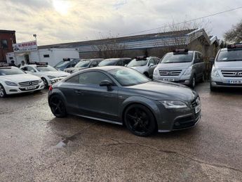 Audi TT 2.0 TDI Black Edition S Tronic quattro Euro 5 3dr