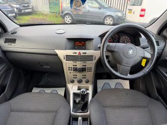 Vauxhall Astra 1.4i 16v Life 5dr