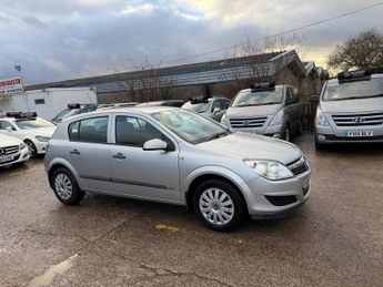 Vauxhall Astra 1.4i 16v Life 5dr