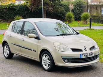 Renault Clio 1.6 VVT Privilege 5dr