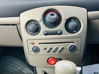 Renault Clio 1.6 VVT Privilege 5dr