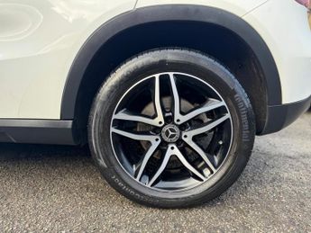 Mercedes-Benz GLA 1.6 GLA180 Urban Edition 7G-DCT Euro 6 (s/s) 5dr
