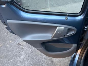 Toyota AYGO 1.0 VVT-i Blue MultiMode Euro 4 5dr