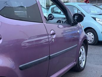 Peugeot 107 1.0 12V Allure 2 Tronic Euro 5 5dr