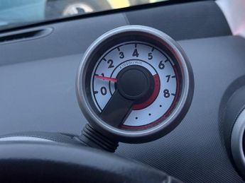 Peugeot 107 1.0 12V Allure 2 Tronic Euro 5 5dr