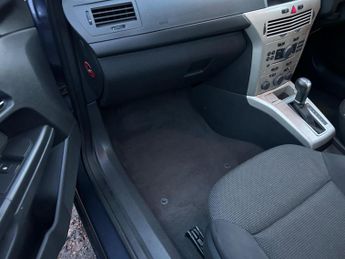 Vauxhall Astra 1.8i 16v Life 5dr