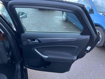 Ford Mondeo 2.0 TDCi Titanium Powershift Euro 5 5dr