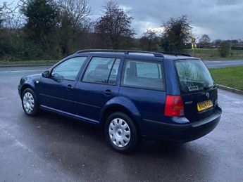 Volkswagen Golf 1.6 S 5dr