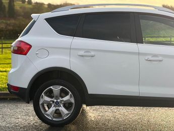 Ford Kuga 2.0 TDCi Titanium Powershift AWD Euro 5 5dr