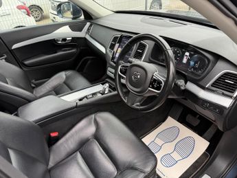 Volvo XC90 2.0h T8 Twin Engine 10.4kWh Momentum Pro Auto 4WD Euro 6 (s/s) 5