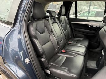 Volvo XC90 2.0h T8 Twin Engine 10.4kWh Momentum Pro Auto 4WD Euro 6 (s/s) 5