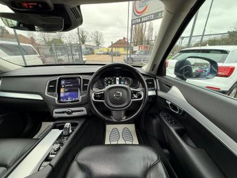 Volvo XC90 2.0h T8 Twin Engine 10.4kWh Momentum Pro Auto 4WD Euro 6 (s/s) 5