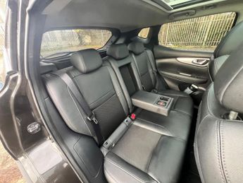 Nissan Qashqai 1.2 DIG-T Tekna XTRON Euro 6 (s/s) 5dr