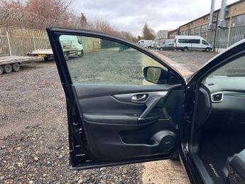 Nissan Qashqai 1.2 DIG-T Tekna XTRON Euro 6 (s/s) 5dr