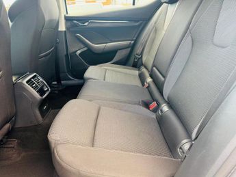 Skoda Octavia 1.0 TSI e-TEC MHEV SE Technology DSG Euro 6 (s/s) 5dr