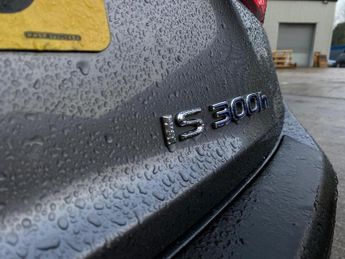 Lexus IS 2.5 300h Executive Edition E-CVT Euro 5 (s/s) 4dr