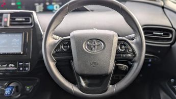Toyota Prius Toyota Prius 1,790 CC  Hybrid