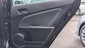 Toyota Prius Toyota Prius 1,790 CC  Hybrid