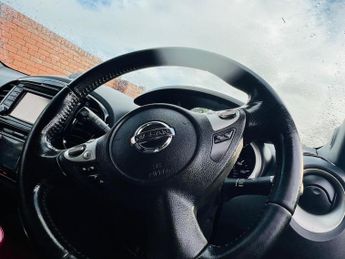 Nissan Juke 1.6 Tekna XTRON Euro 5 5dr