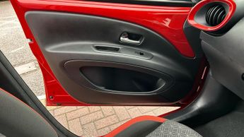 Toyota Aygo X 1.0 VVT-i Edge x-shift Euro 6 (s/s) 5dr