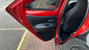 Toyota Aygo X 1.0 VVT-i Edge x-shift Euro 6 (s/s) 5dr
