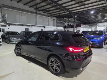 BMW 1 Series 1.5 118i Sport DCT Euro 6 (s/s) 5dr