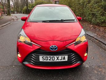 Toyota Yaris 1.5 VVT-h Y20 Bi-tone E-CVT Euro 6 (s/s) 5dr