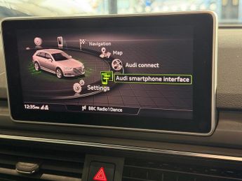 Audi A4 Avant 2.0 TFSI 40 Black Edition Estate 5dr Petrol S Tronic Euro 6 (s/s
