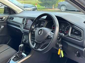 Volkswagen T-Roc 1.5 TSI EVO Design DSG Euro 6 (s/s) 5dr