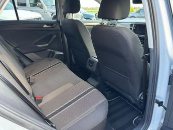 Volkswagen T-Roc 1.5 TSI EVO Design DSG Euro 6 (s/s) 5dr