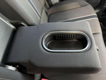 Volkswagen T-Roc 1.5 TSI EVO Design DSG Euro 6 (s/s) 5dr