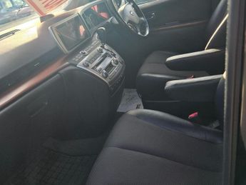 Nissan Elgrand Automatic