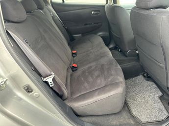 Nissan Leaf 24kWh Acenta Auto 5dr