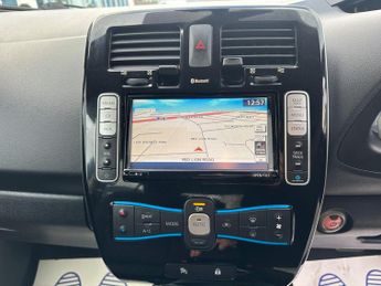 Nissan Leaf 24kWh Acenta Auto 5dr