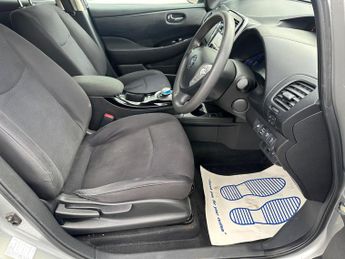 Nissan Leaf 24kWh Acenta Auto 5dr