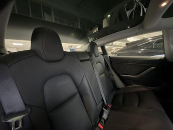 Tesla Model 3 STANDARD RANGE +