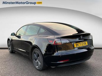 Tesla Model 3 STANDARD RANGE +