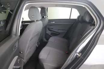 Volkswagen Golf 1.5 TSI Match Euro 6 (s/s) 5dr