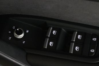 Audi Q5 2.0 TFSIe 50 S line S Tronic quattro Euro 6 (s/s) 5dr 17.9kWh