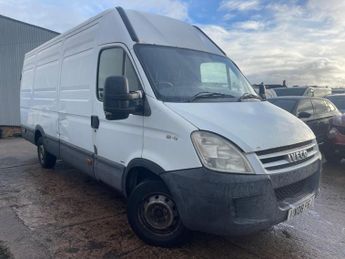 Iveco Daily 2.3 TD 12V 35S L3 H2 4dr