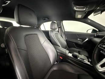 Mercedes-Benz A Class 1.5 A180d Sport 7G-DCT Euro 6 (s/s) 5dr