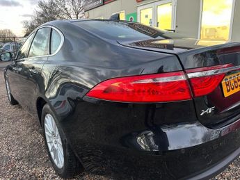 Jaguar XF 2.0d Prestige Auto Euro 6 (s/s) 4dr