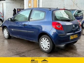 Renault Clio 1.6 VVT Expression 3dr