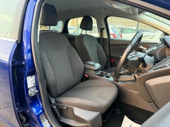 Ford Focus 1.6 Titanium Navigator Powershift Euro 5 5dr