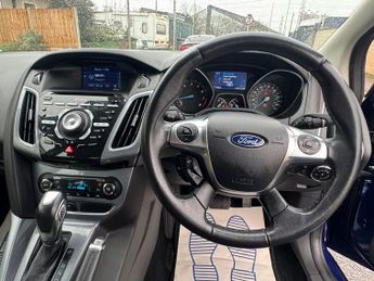 Ford Focus 1.6 Titanium Navigator Powershift Euro 5 5dr