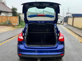 Ford Focus 1.6 Titanium Navigator Powershift Euro 5 5dr