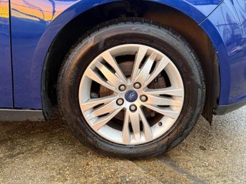Ford Focus 1.6 Titanium Navigator Powershift Euro 5 5dr