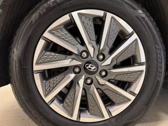 Hyundai IONIQ 38.3kWh Premium Auto 5dr