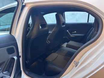 Mercedes-Benz A Class 2.0 A35 AMG (Premium) SpdS DCT 4MATIC Euro 6 (s/s) 5dr